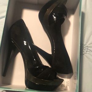 Black stilettos size 7 half by Jessica Simpson
